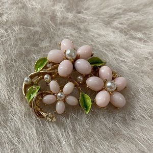 Vintage @Art Flower Broach.